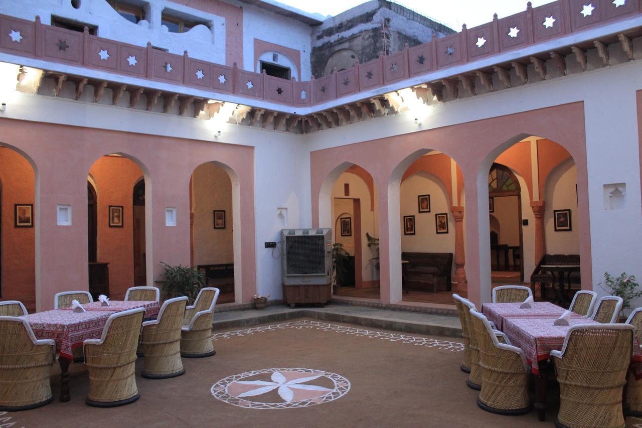 Hotel Ram Bihari Palace Alwar Exterior foto